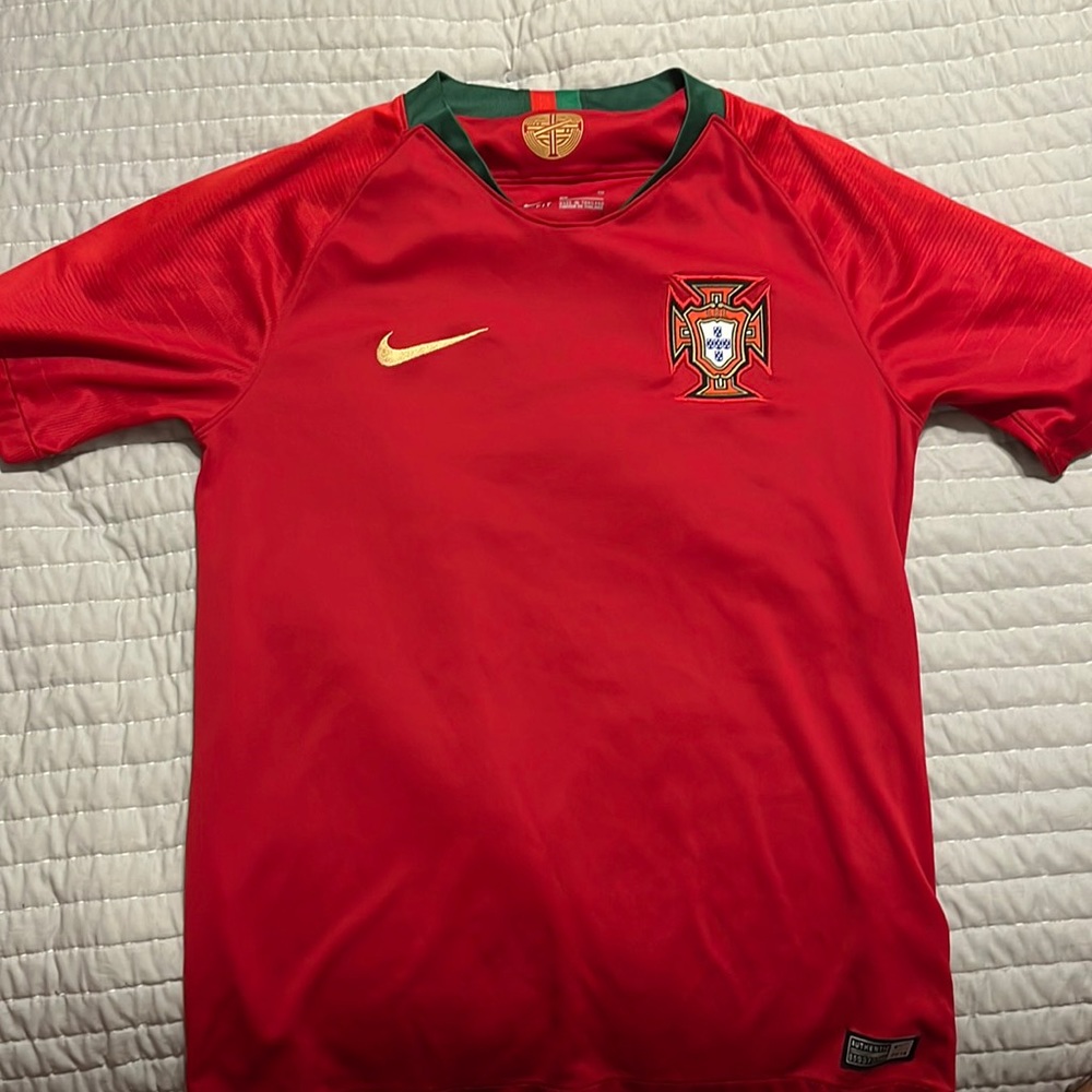 Portugal 2018 World Cup jersey